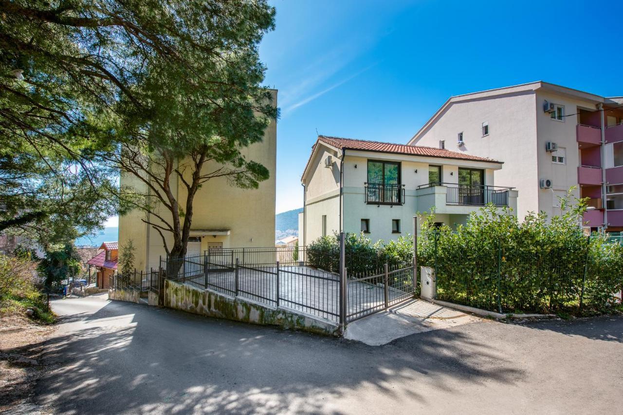 Villa Lazi Sea View 부드바 외부 사진